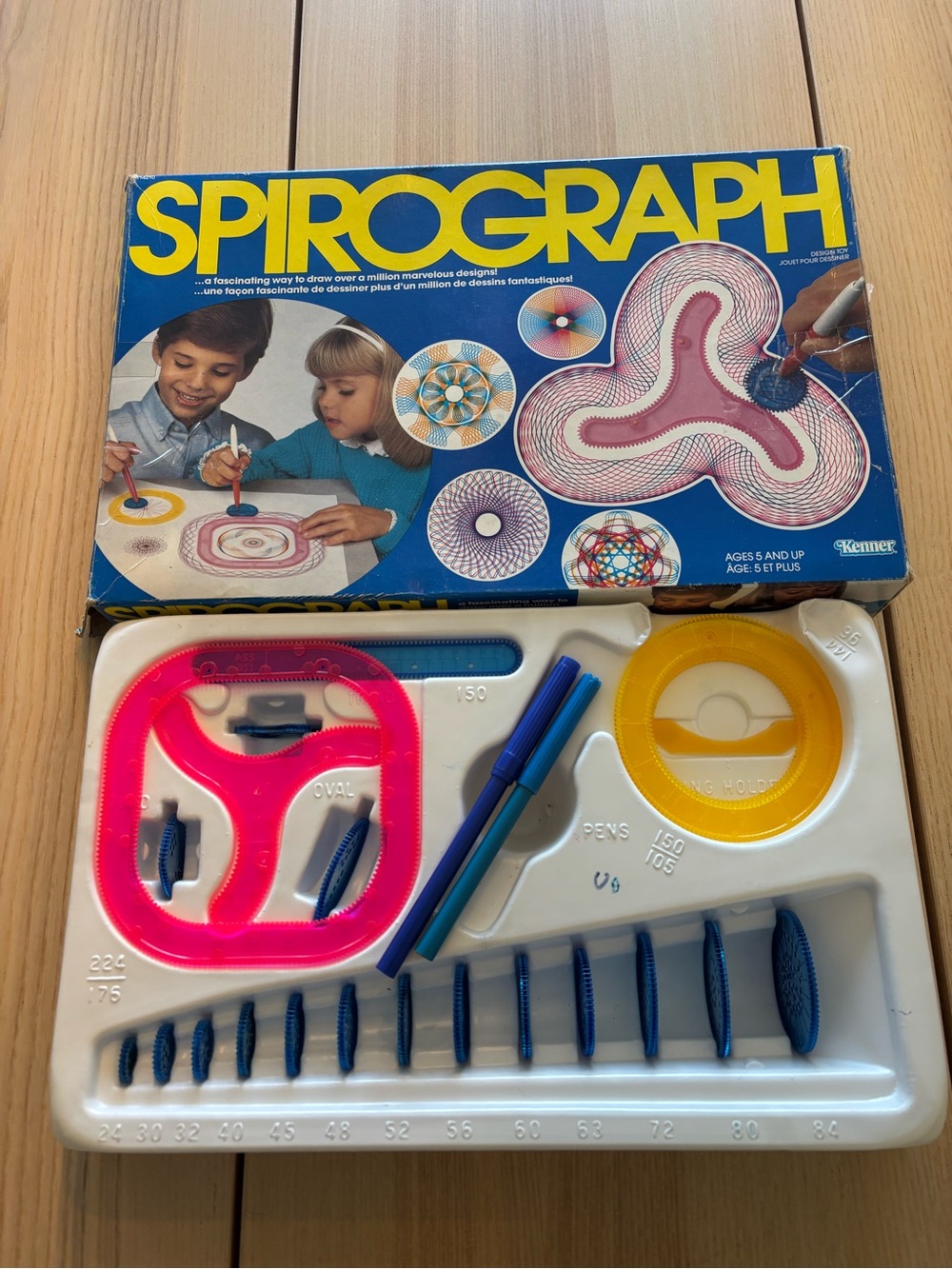 Vintage 1986! Spirograph design toy by Kenner Parker! (N)